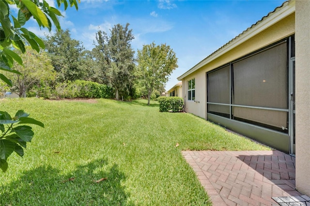 view of yard with a patio