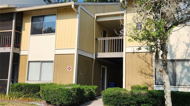 view of building exterior