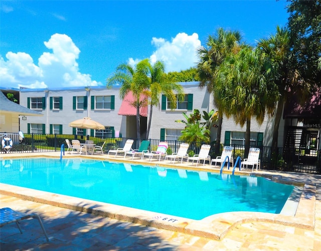 4335 Aegean Dr Unit 106A, Tampa, FL 33611 - view of community pool