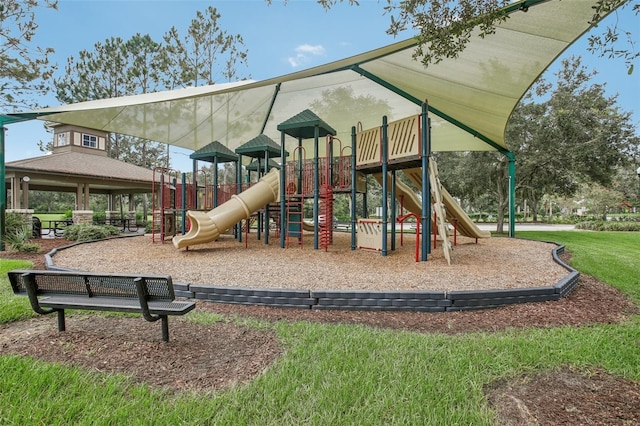 view of jungle gym featuring a yard