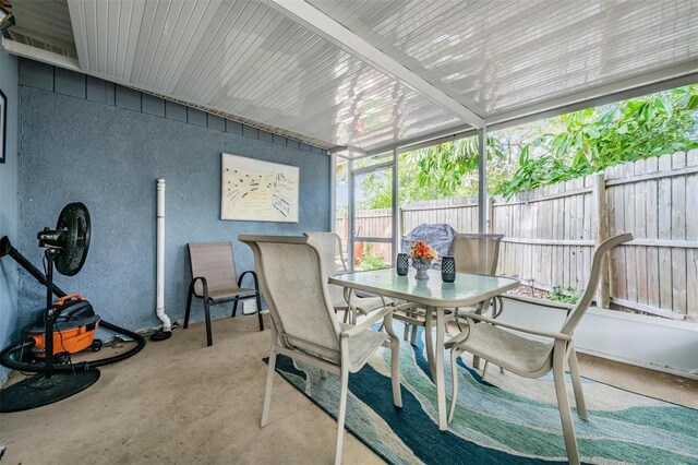 1611 Stevenson Dr, Clearwater, FL 33755 - sunroom / solarium with outdoor dining space