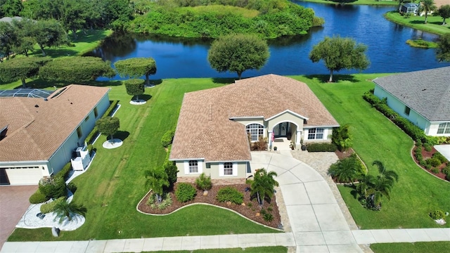 bird's eye view featuring a water view