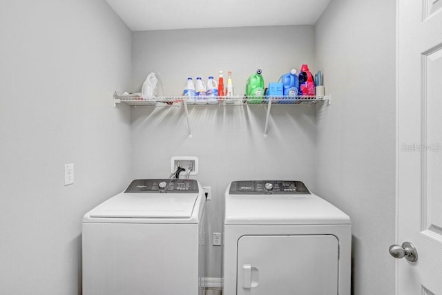 laundry area featuring washer and clothes dryer