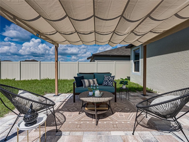 view of patio featuring outdoor lounge area