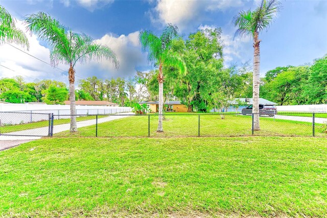 view of yard with a water view