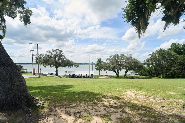 view of yard with a water view