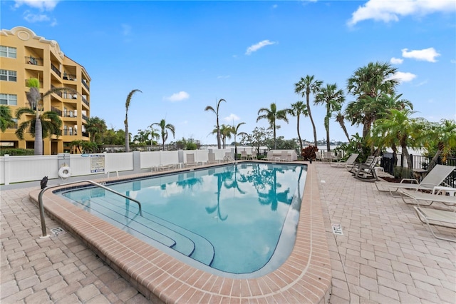 view of swimming pool