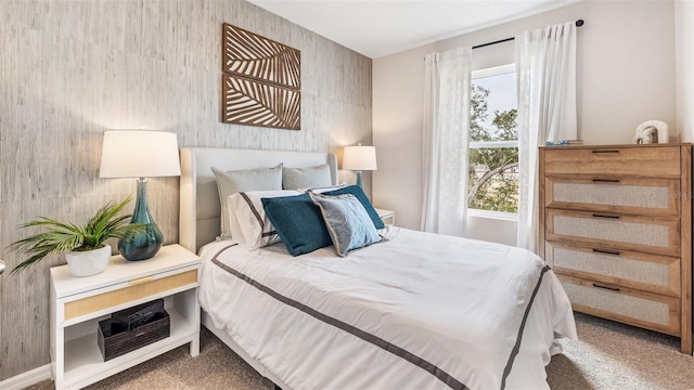 bedroom with carpet flooring