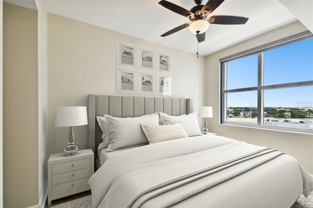 bedroom featuring ceiling fan