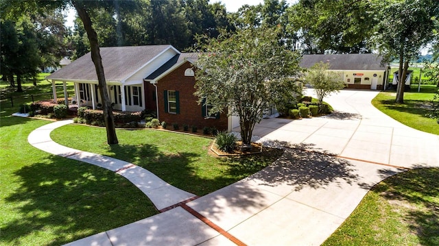 exterior space featuring a front lawn