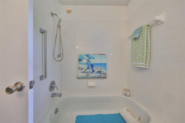 902 Mcdaniel St Unit 1, Sun City Center, FL 33573 - bathroom featuring shower / bathtub combination