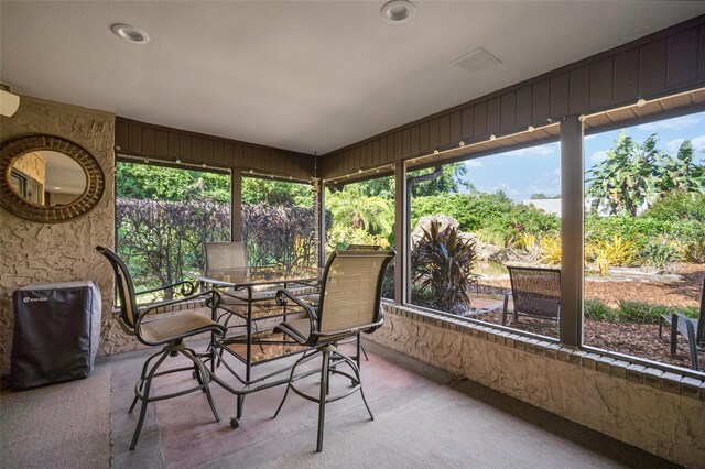 view of sunroom / solarium