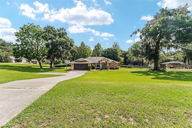 single story home with a front yard