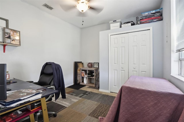 7720 Rathdown Ln, Wesley Chapel, FL 33545 - office space with a ceiling fan