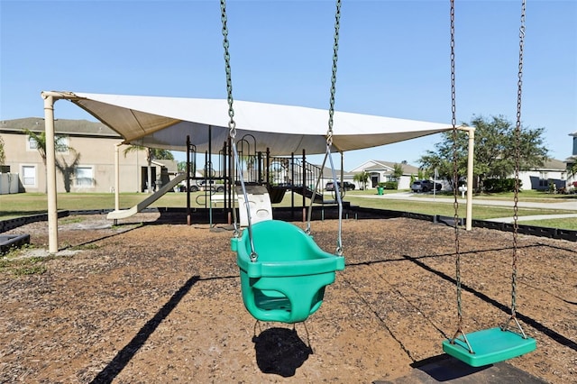 7720 Rathdown Ln, Wesley Chapel, FL 33545 - communal playground with a residential view