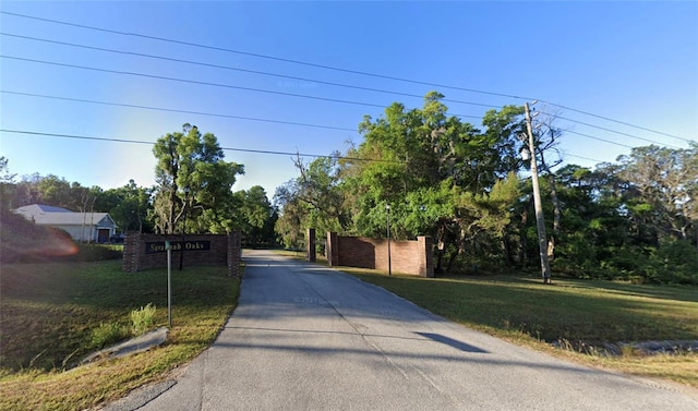 Listing photo 2 for 449 Savannah Oaks Dr, Brooksville FL 34602