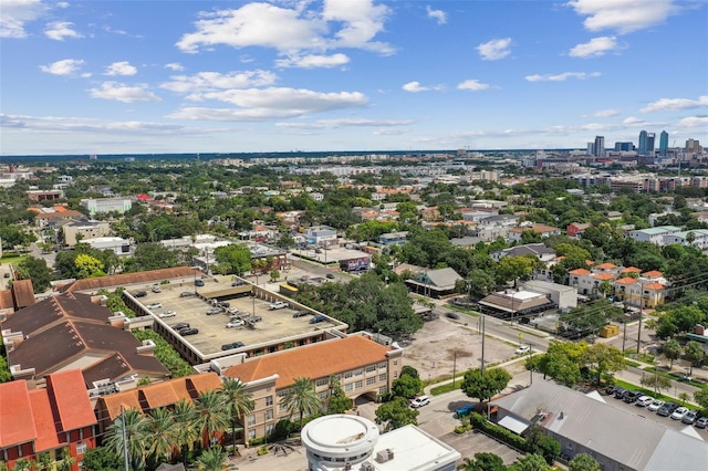 bird's eye view with a view of city