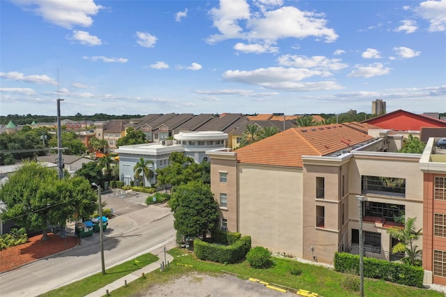 view of building exterior featuring a residential view