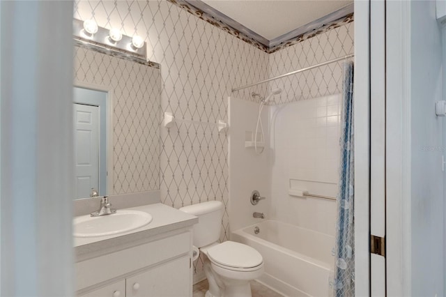 full bathroom featuring toilet, shower / tub combo, and vanity