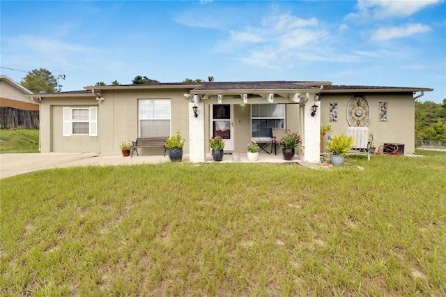 ranch-style house with a front yard