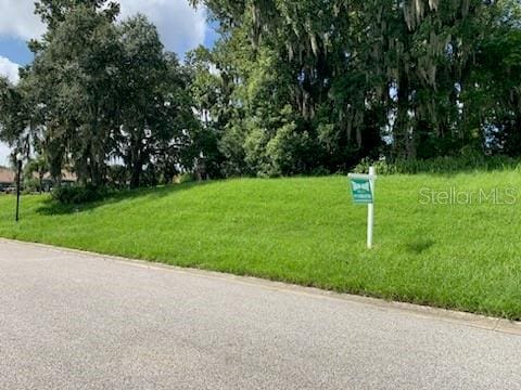 Listing photo 2 for 13628 Carnoustie Cir, Dade City FL 33525