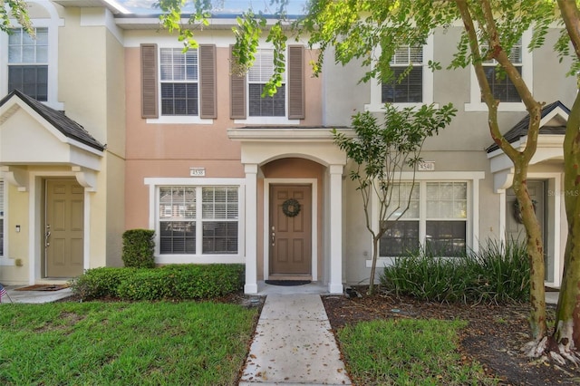 view of townhome / multi-family property