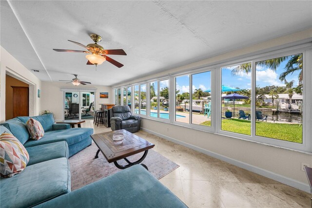 537 Dolphin Ave SE, Saint Petersburg, FL 33705 - photo 21