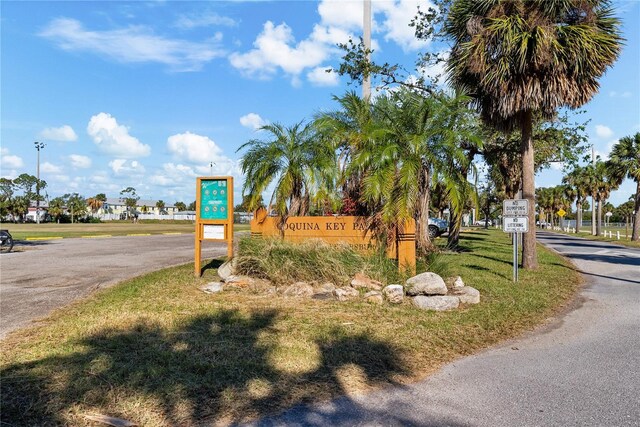 537 Dolphin Ave SE, Saint Petersburg, FL 33705 - photo 60