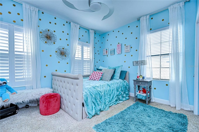 bedroom featuring ceiling fan