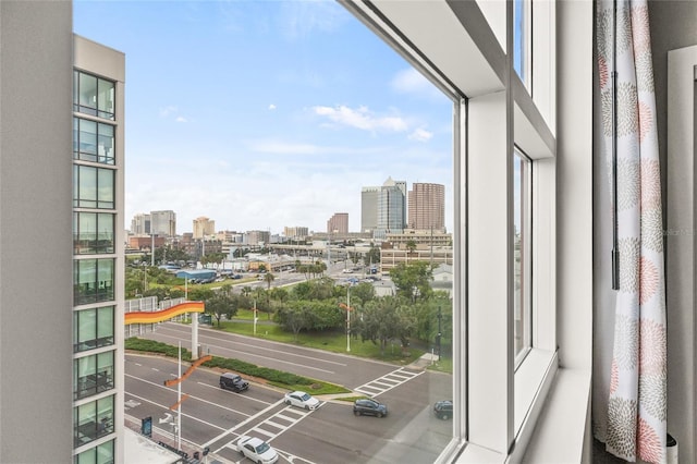 1120 E Kennedy Blvd Unit 734, Tampa, FL 33602 - balcony featuring a city view
