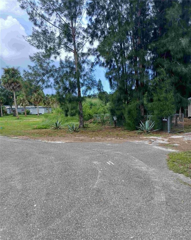 14633 Williams Ln, Hudson, FL 34667