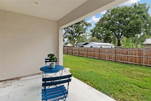 view of yard with a patio