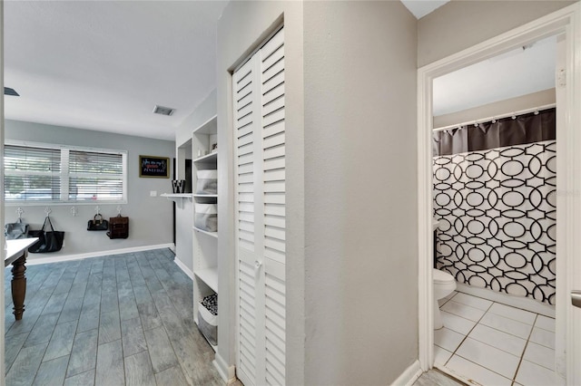 interior space with light hardwood / wood-style floors