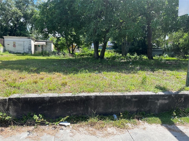 Listing photo 3 for 3011 N 15th St, Tampa FL 33605