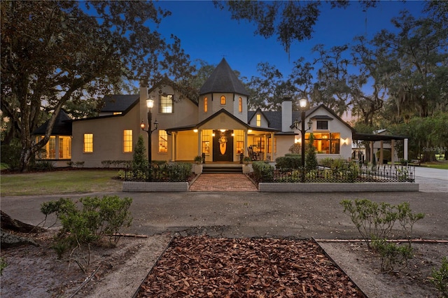 view of front of home featuring a porch