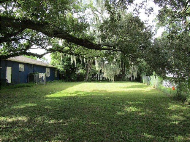 Listing photo 3 for 3604 E Grove St, Tampa FL 33610