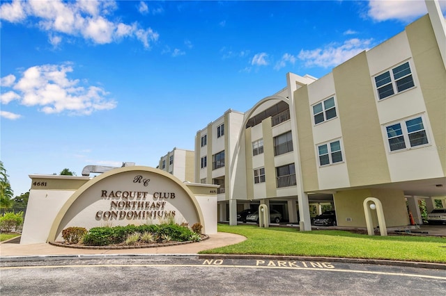 view of building exterior