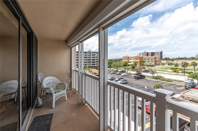 500 Treasure Island Cswy Unit 406, Treasure Island, FL 33706 - balcony with a view of city