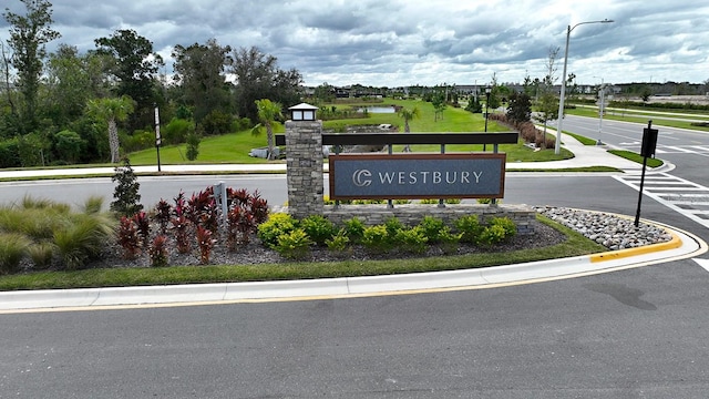 view of community / neighborhood sign