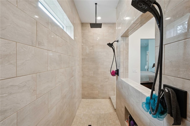 bathroom featuring tiled shower