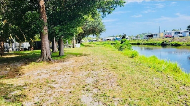 view of yard with a water view