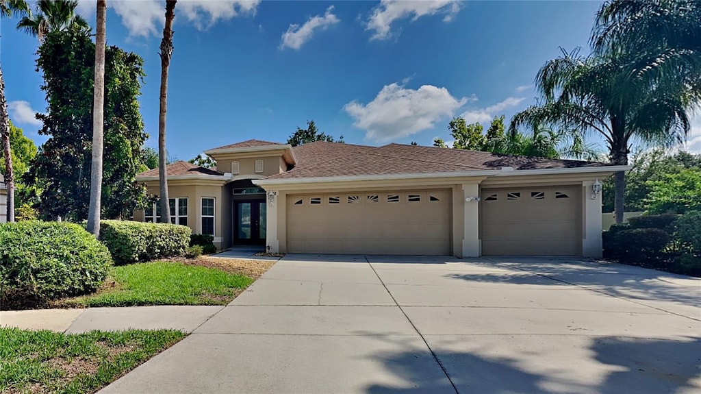 view of front of property featuring a garage