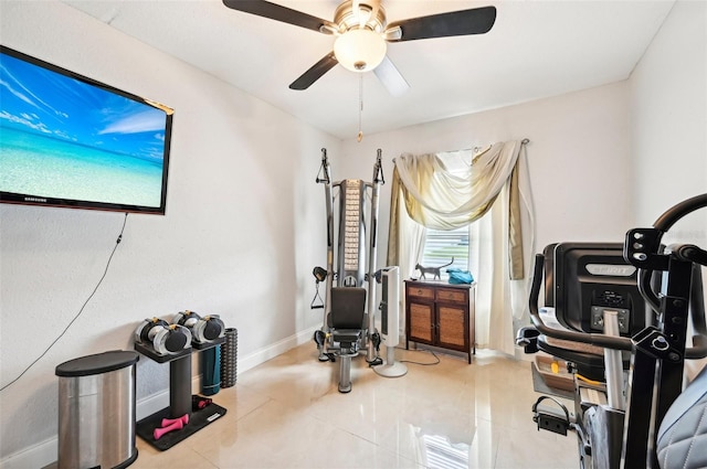 exercise room featuring ceiling fan