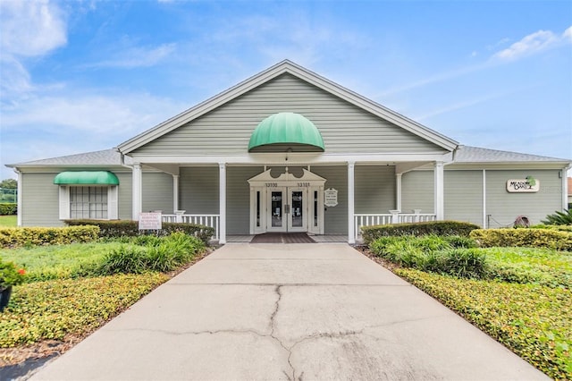 view of front facade featuring covered porch