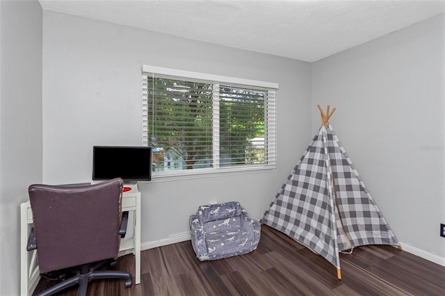 7331/2 New Jersey St, Clearwater, FL 33756 - office space featuring baseboards and wood finished floors