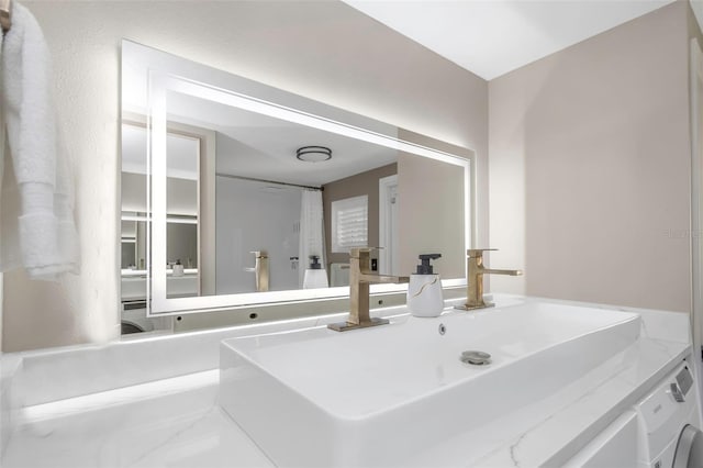 7331/2 New Jersey St, Clearwater, FL 33756 - bathroom featuring vanity