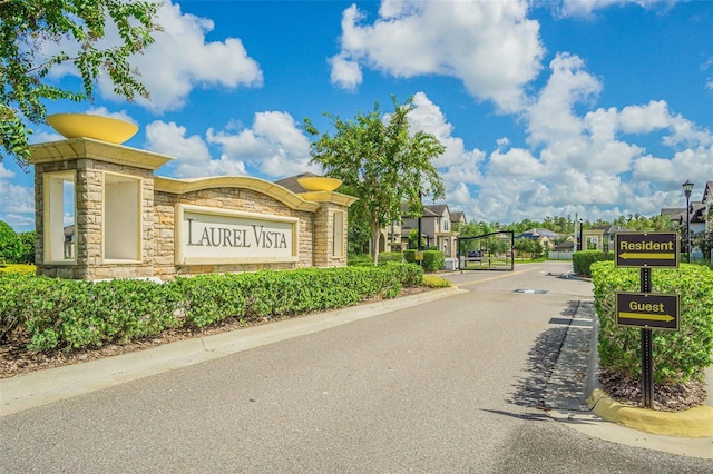 19501 Sea Myrtle Way, Tampa, FL 33647 - community / neighborhood sign with a residential view