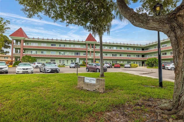 view of building exterior