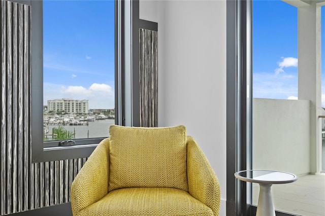 sitting room with a water view