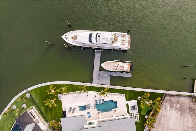 bird's eye view with a water view